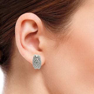 1.50 Cts Diamonds 18k gold Earrings