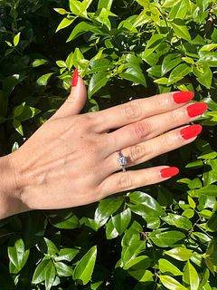 Engagement Platinum Ring with Diamond