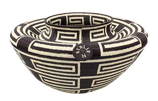 Exquisite Panamanian Wounaan Indian Basket