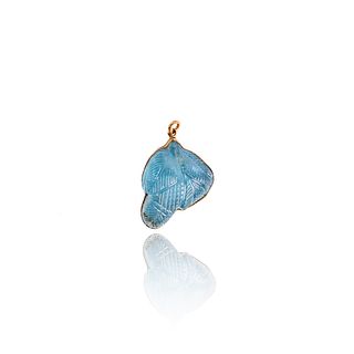 Carved Chalcedony and Gold Pendant