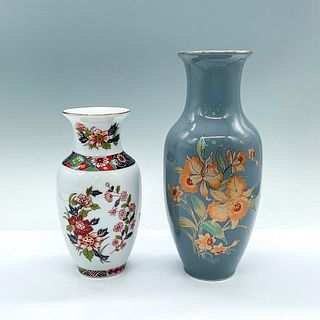 2pc Vintage Japanese Porcelain Gilded Floral Vases