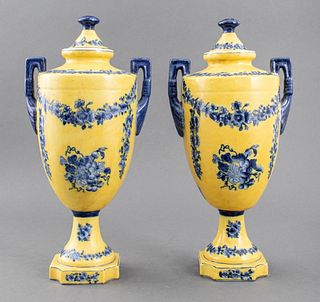 United Wilson 1897 Chinese Porcelain Covered Vases