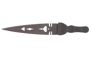 American Indian Batwing & Heart Cutout Dag Knife