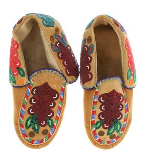 20th C. Metis Cree Canadian Beaded Hide Moccasins