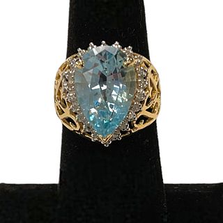 14 kt Yellow Gold Blue Topaz and Diamond Ring from the Surreal Collection