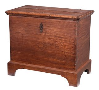 Chippendale Walnut Lift Top Chest