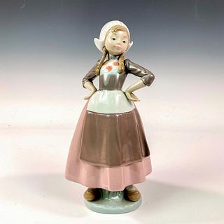 Dutch Girl, Gretel 1005064 - Lladro Porcelain Figurine