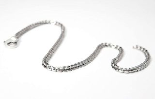 A modern platinum circle chain link necklace