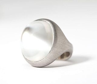 A large moonstone white gold ring, Silverhorn