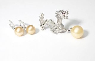 A collection of South Sea cultured pearl jewelry