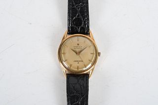 18k Gold Universal Geneve Vintage Microrotor Wristwatch