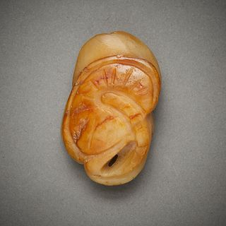 Chinese Carved Jade Lingzhi Toggle