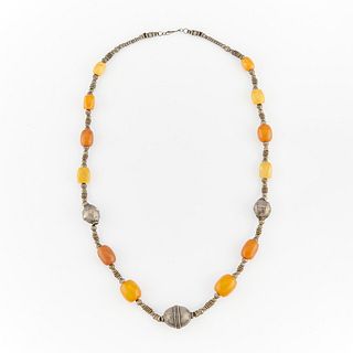 19th c. Yemeni Amber & Silver Necklace