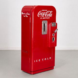 Vintage Vendo model 39 Coca-Cola machine