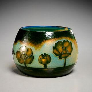 Daum (attrib), martele cameo glass bowl