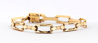 A Vintage 14K Gold Rectangle Link Bracelet