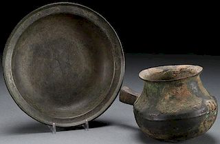 A PAIR OF ANCIENT CHINESE BRONZE VESSELS