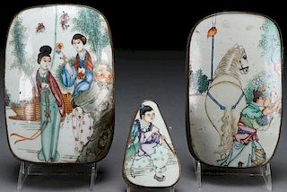 3 CHINESE FAMILLE PORCELAIN BOXES