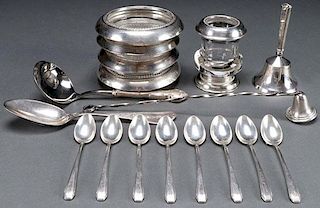 A 17 PIECE GROUP OF SILVER TABLE ITEMS, 20TH C