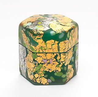 Green Box by Kyohei Fujita