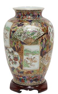 LARGE CHINESE STYLE PORCELAIN VASE ON STAND, 22"H