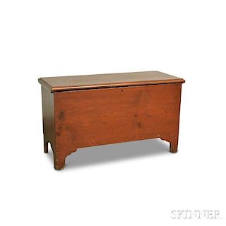 Red-stained Pine Six-board Chest