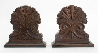 Henry Hering Beaux Arts Antefix-Form Bronzes