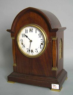 Waterbury mahogany 8-day mantle clock, pat. 1914,i