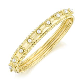 Pearl Gold Bangle Bracelet