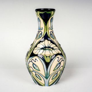 Moorcroft Pottery Rain Daisy Vase