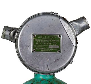 1952 USD Aqua-Lung Green Label Double Hose Regulator