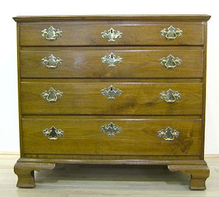 Philadelphia Chippendale walnut chest of drawers,a