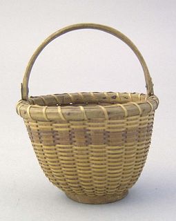 Nantucket miniature basket dated 1883 and engraved