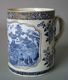 Large Chinese export Nanking mug, 19th c., with st