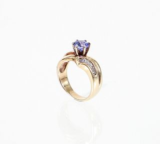 14K Tanzanite Diamond Ring