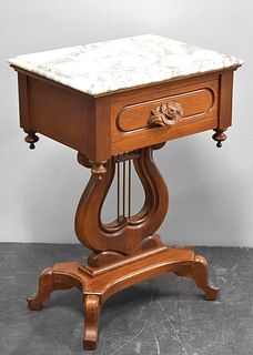  MAHOGANY VICTORIAN STYLE  END TABLE 