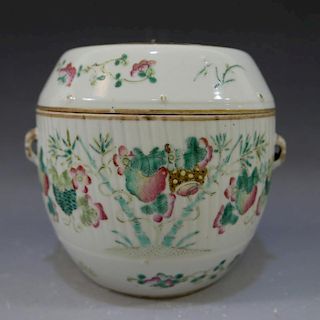 ANTIQUE CHINESE FAMILLE ROSE COVER BOWL.  19TH CENTURY
