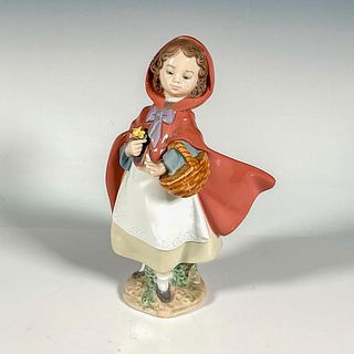 Little Red Riding Hood 1008500 - Lladro Porcelain Figurine