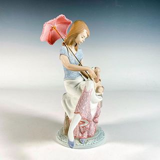 Perfect Picture 1007612 - Lladro Porcelain Figurine