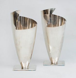 Elsa Rady / Swid Powell, Pair of 'Wing' Vases