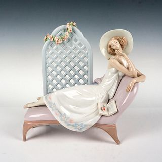 Garden Dreams 1007634 Ltd. - Lladro Porcelain Figurine