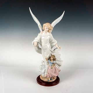 Guardian Angel 1006352 Ltd. - Lladro Porcelain Figurine