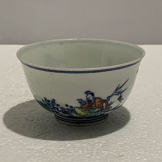 Chinese Doucai cup, Yongzhneg mark