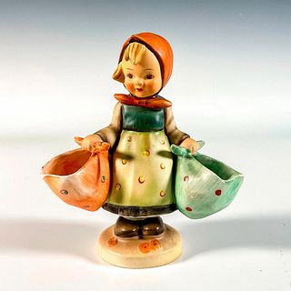 Goebel Hummel Figurine, Mother's Darling