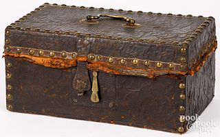 Leather covered lock box, 18th/19th c.