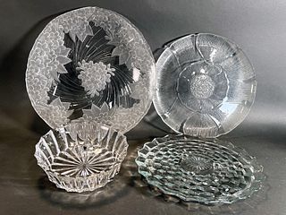 GLASS SERVING TRAYS & BOWL