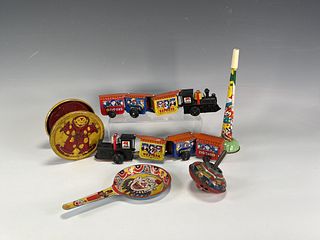 COLLECTION OF VINTAGE TIN TOYS