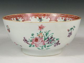 CHINESE EXPORT PORCELAIN BOWL
