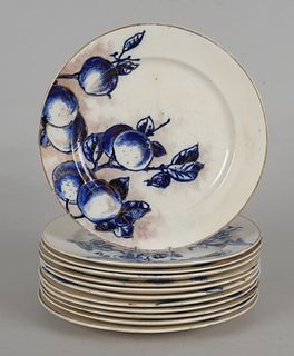 A Set of Doulton Dinner Plates, Flow Blue