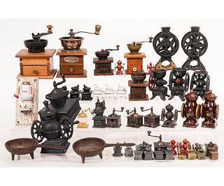 COLLECTION OF MINIATURE MILLS/GRINDERS